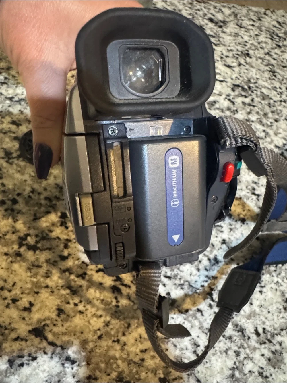 Sony Handycam DCR-TRV350 Digital8 Hi8 8mm Camcorder VCR Player~ tested